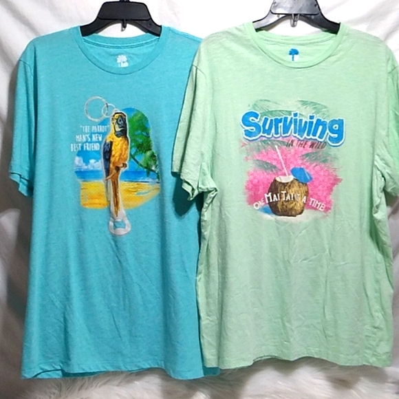 Ocean & Coast Tops - Ocean & Coast Unisex Tee Shirt Bundle Sz.L Gently Worn (X-61 CRATE)